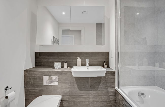 Chic One-bedroom Apartment Near Stratford - Foto 23