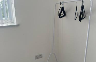 Blissful Snug Haven in Desborough - Photo 11