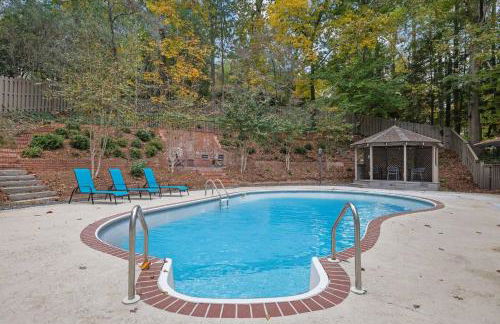 Luxury 7BR Buckhead Oasis w Pool Gameroom Firepit - Foto 65