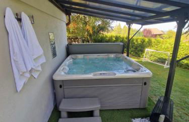 Chalet les Jales, Jacuzzi - Foto 5