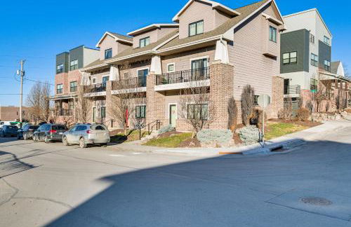 Stylish Omaha Home with Balcony - 2 Mi to Downtown! - Foto 25