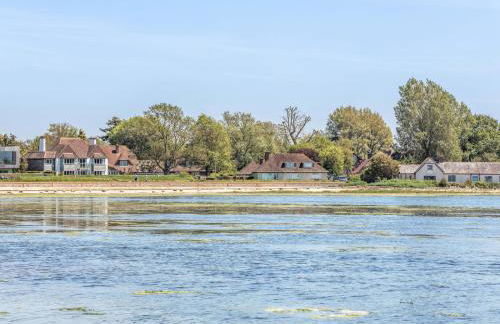 3 bedroom Cottage in the heart of beautiful Bosham - Pass the Keys - Foto 1