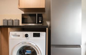 3 bedroom Cannock flat ideal for groups - Foto 10