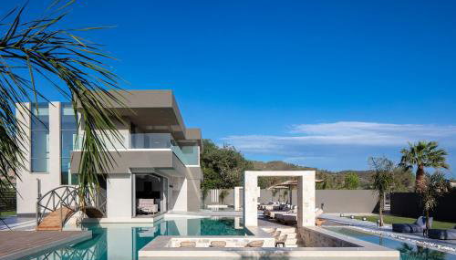 Elinor Villa - Nature Retreat amidst Mountains & Lake by etouri - Foto 1, sunbed