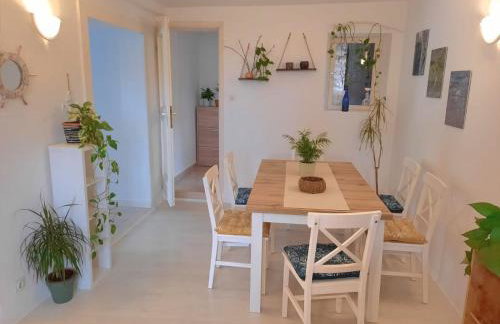 Apartment Lozica with private garden, self check-in - Foto 3