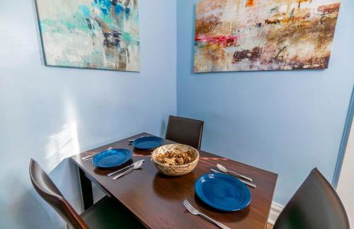 Stylish Apt - 2 Queen Bed - Easy Hospital Access - Foto 25