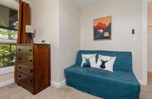 Pets-OK Retreat w Sauna, Jacuzzi at Wintergreen - Foto 7