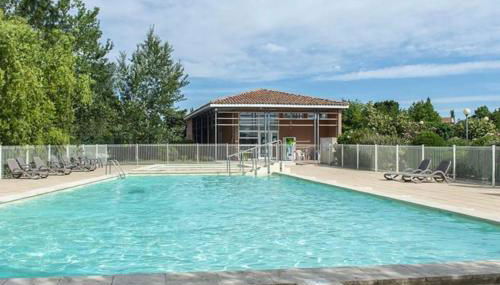 Villa Tia - Appartement 2 chambres - piscine - bord de lac - Foto 2, sunbed