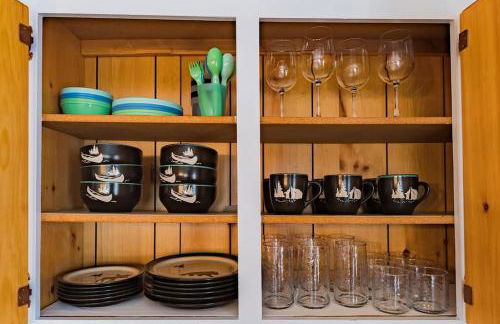 Tranquil Retreat with Fenced Backyard, Hot tub & Bar - Foto 36