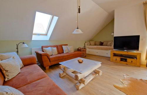 Premium Gruppenunterkunft fuer bis zu 25 Gaeste im Garten mit Badefass - Foto 8