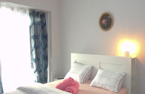 Chachino Guesthouse -5 Mins walk to Train & Bus Station - Foto 16