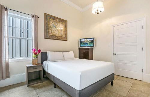 Urban Condos with Spacious Rooms & Amenities - Foto 10