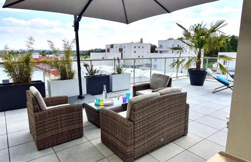 ViaSilvaDoma : Metro, Parking, Terrasse - Foto 1