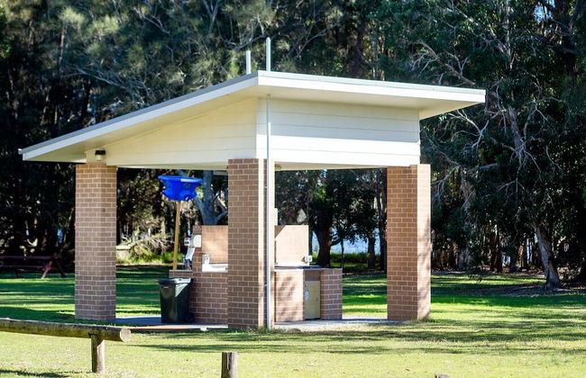 NRMA Budgewoi Holiday Park - Photo 28