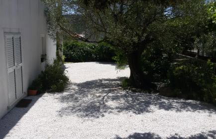 Olive Garden Apartments - Photo 38