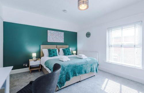 Serene & Contemporary Hoole House - Photo 1