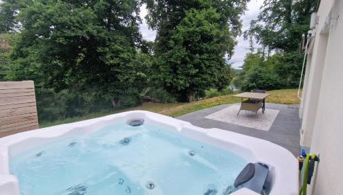Maison d'hôte au bord de la Rivière avec jacuzzi - Foto 2
