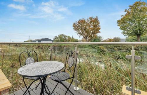 Comfortable 4BR stay in Bourne, Free Parking, Sleeps 7, Families & Contractors Welcome - Foto 38