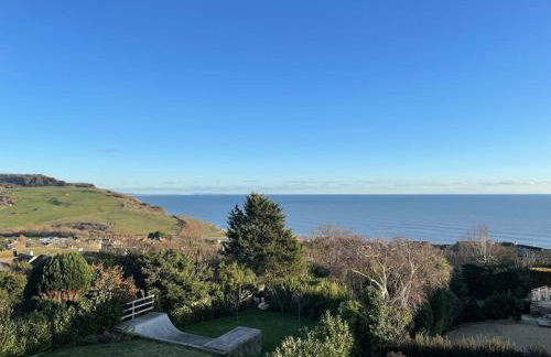 Stunning Charmouth Property with Bay views! - Photo 68