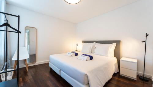 Oceanside Village 4 - Photo 5, towels