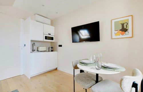 Apt a c 1BR 2P - Saint-Lazare Les Champs Elysée - Foto 11