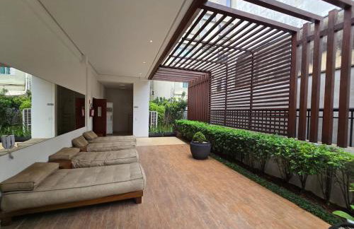 Apartamento aconchegante com piscina e jacuzzi - Foto 32