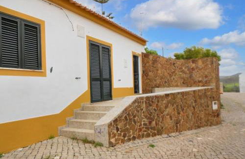 Charming House in Barão de São Miguel - Photo 4