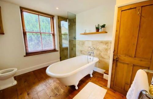 Cotswold Home over 4 floors - perfect for Families Friends Contractors - Foto 14