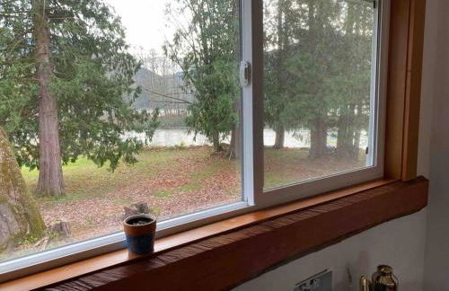 Riverfront Getaway on the Wild and Scenic - Foto 36