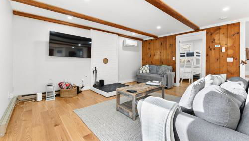 Family Getaway Walkable to Town - Foto 4