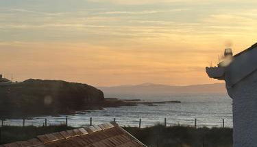 Sea View Apartment Steps to Beach - Dunluce Park 5 - Foto 2