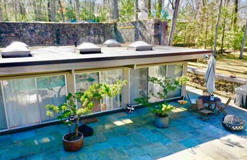 Midcentury Modern ZenHouse Sculptor Studio - Foto 20