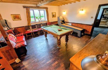 Pritams Gate 7 Bed 4 Bath Barn Conversion with Games Room Dog friendly Near the NEC & BHX - Foto 4