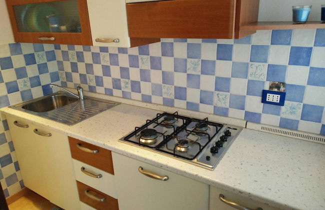 Bright Flat 30mt From the Beach - Photo 12