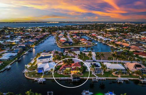 Villa Hibiscus-Waterfront-Free Heated Pool-Dock-Bikes-Other Amenities - Photo 34