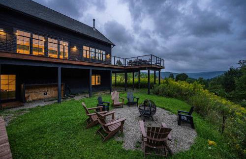 Magnificent Chalet Sweeping Views and Hot Tub - Foto 2