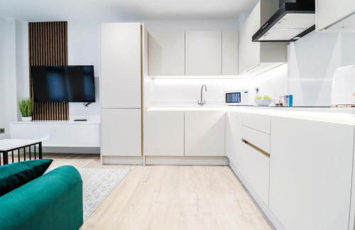 The Desborough Residence - Bright 1BR with Sofa Bed, Modern Lounge & Free Secure Underground Parking - Foto 27