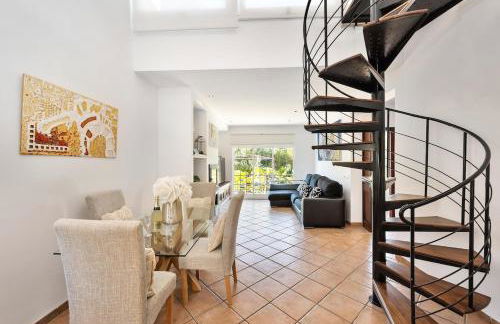 Casa con piscina y gran jardín - Foto 29