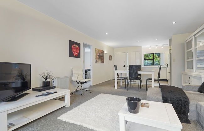 Stylish Central 2BR Apt nr Hospital - Foto 20