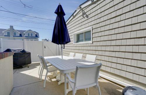 Steps to Boardwalk Group Getaway in Ventnor City - Foto 35