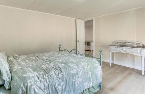 Crosby Huffman Hideaway Serene Escape with Yard - Foto 14