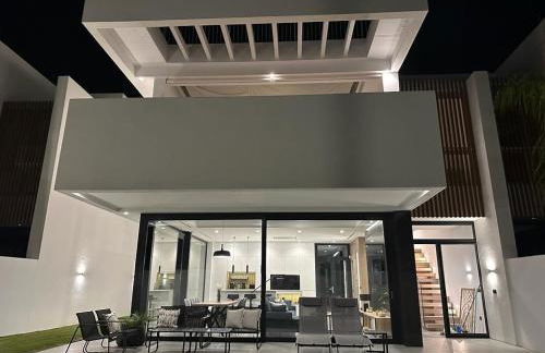 VILLA MARIAH Barrosa Playa - Foto 2