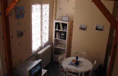 Studio à St Pierre en Port - Foto 3