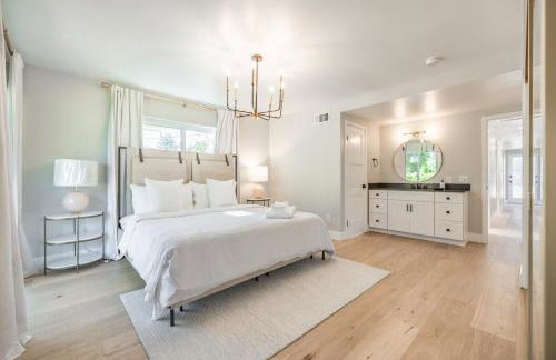 #Marbella Lane - Cozy Modern Home with Relaxing Design & Pool - Foto 34