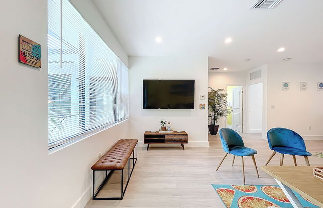 Los Patios Home Suites - Photo 19