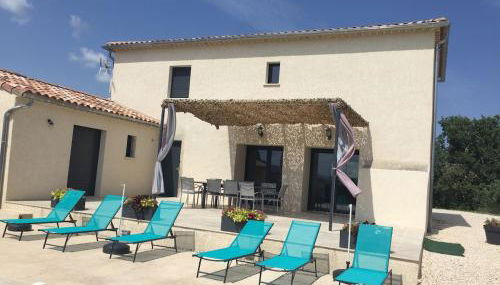 Maison avec vue et sa piscine chauffée privative - Photo 3