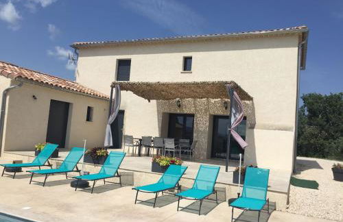 Maison avec vue et sa piscine chauffée privative - Photo 3