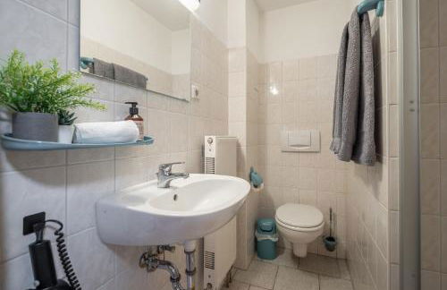 Ruhiges Zimmer mit Gartenblick & Schreibtisch - Foto 15