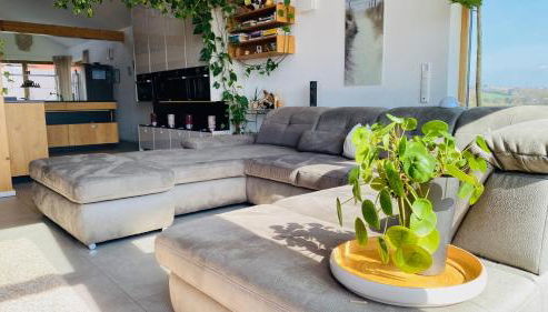 Exklusives Wohnen im Herzen Bayerns - Luxuriöses Haus mit Dachterrasse und Whirlpool, nahe Passau - Foto 4