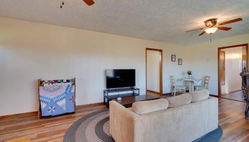 Peaceful Horseheads Hideaway with Deck and Yard! - Foto 5